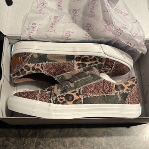 Brand New Women’s Blowfish Shoe